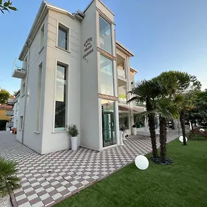 3* Hotel Liliana